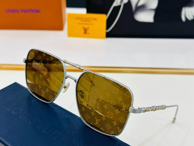 LV Sunglasses 547